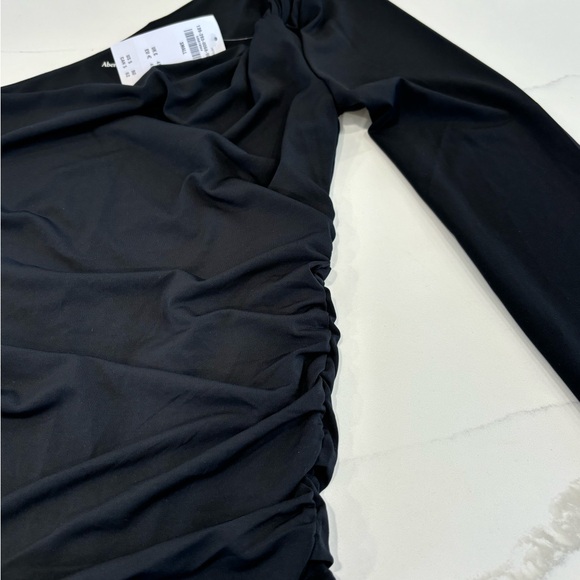 Abercrombie & Fitch Long sleeve one shoulder bodysuit - Picture 3 of 4